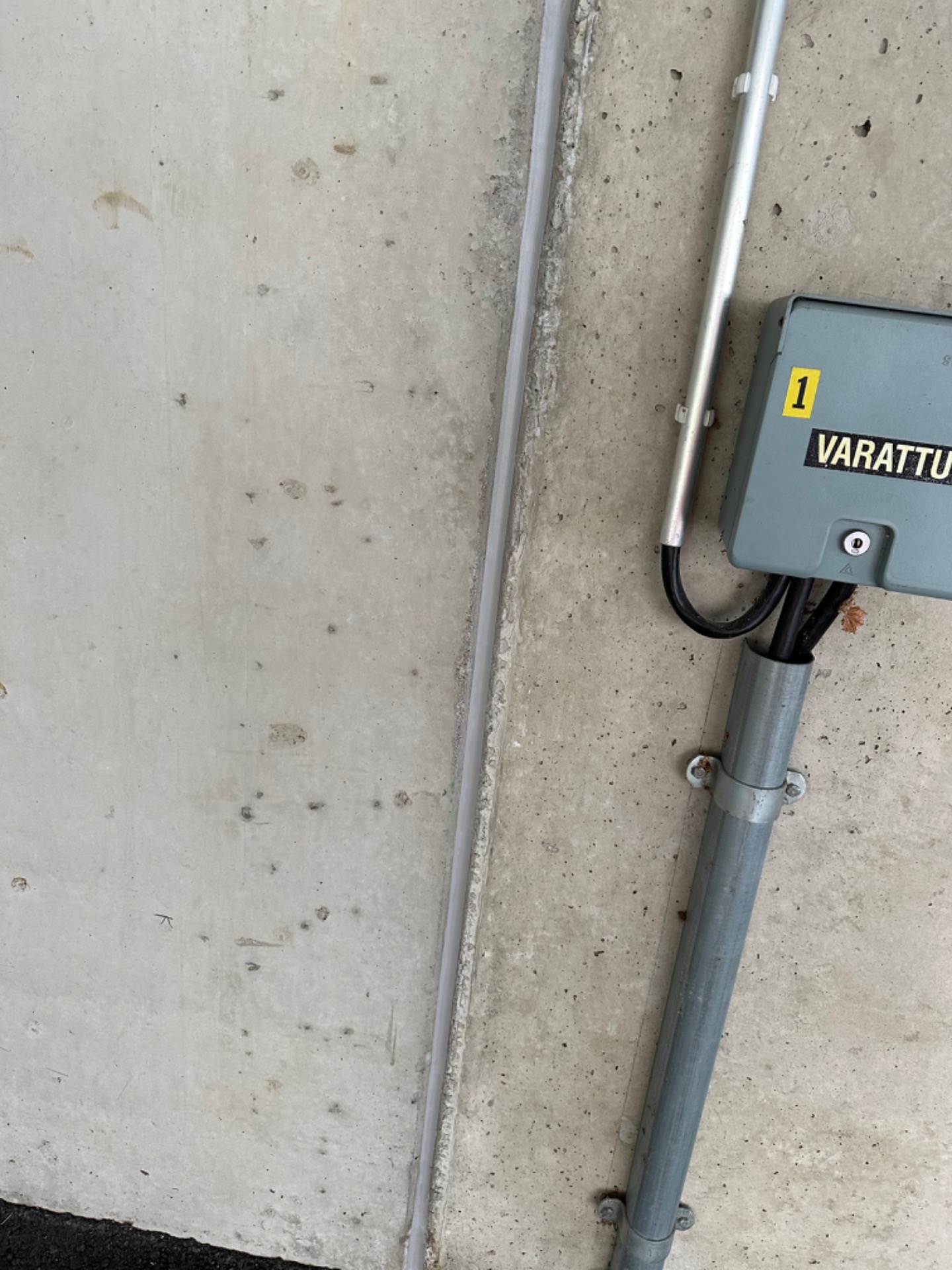 Autokatoksen liikuntasaumaus